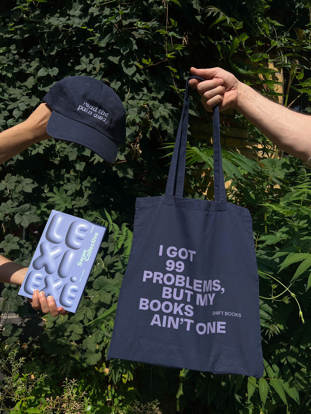 Roman Summer Special: Buch + Cap + Tasche